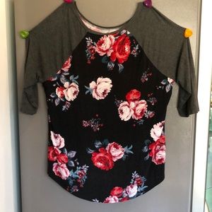 Maurice women’s 3/4 sleeve tee. Size 2X.